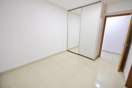 Apartamento para alugar com 215m², 4 quartos e 3 vagas Apartamento para alugar com 215m², 4 quartos e 3 vagasSuíte 2