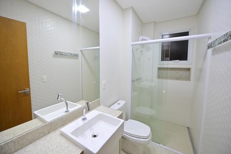 Apartamento para alugar com 215m², 4 quartos e 3 vagas Apartamento para alugar com 215m², 4 quartos e 3 vagasBanheiro da Suíte 3