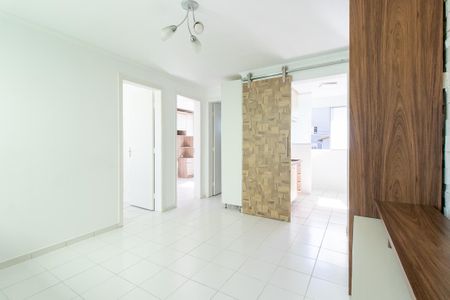 Sala de apartamento para alugar com 2 quartos, 50m² em Sítio Cercado, Curitiba
