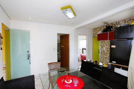 Casa para alugar com 2 quartos, 120m² em Pindorama, Belo Horizonte