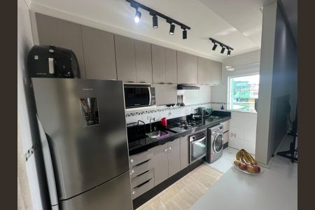 Apartamento à venda com 43m², 2 quartos e 1 vaga Apartamento à venda com 43m², 2 quartos e 1 vagaCozinha e Área de Serviço