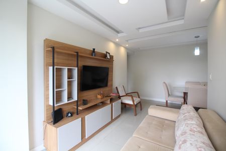 Sala de apartamento para alugar com 2 quartos, 69m² em Barra Olímpica, Rio de Janeiro