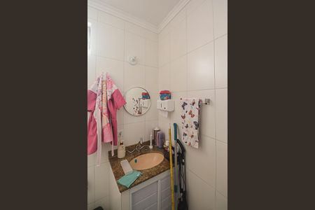 Casa à venda com 169m², 3 quartos e 1 vagaBanheiro