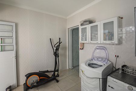 Casa à venda com 169m², 3 quartos e 1 vagaÁrea de Serviço