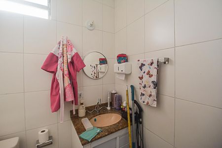 Casa à venda com 169m², 3 quartos e 1 vagaBanheiro