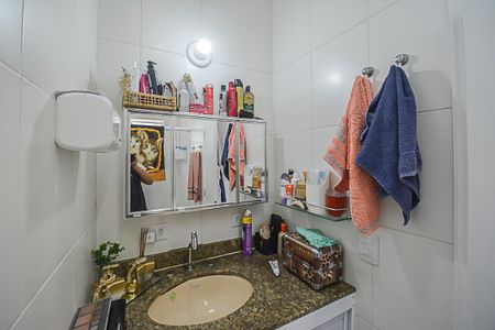 Casa à venda com 169m², 3 quartos e 1 vagaBanheiro da Suíte