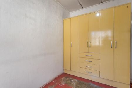 Quarto 2 de casa à venda com 2 quartos, 55m² em Costa E Silva, Porto Alegre