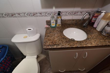 Apartamento à venda com 120m², 2 quartos e 2 vagasBanheiro da Suíte