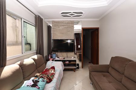 Apartamento à venda com 120m², 2 quartos e 2 vagasSala