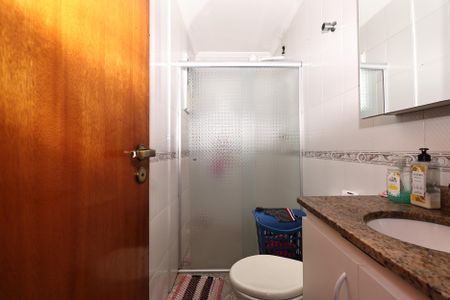 Apartamento à venda com 120m², 2 quartos e 2 vagasBanheiro da Suíte