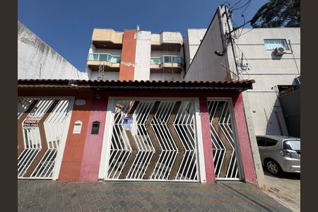 Apartamento à venda com 120m², 2 quartos e 2 vagasFachada + plaquinha