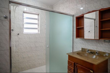 Casa à venda com 130m², 3 quartos e 2 vagas Casa à venda com 130m², 3 quartos e 2 vagasBanheiro da Suíte