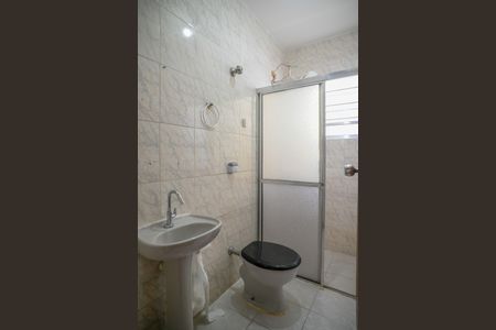 Casa à venda com 130m², 3 quartos e 2 vagas Casa à venda com 130m², 3 quartos e 2 vagasBanheiro Social 1