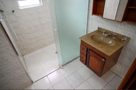 Casa à venda com 130m², 3 quartos e 2 vagas Casa à venda com 130m², 3 quartos e 2 vagasBanheiro da Suíte