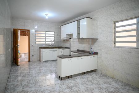 Casa à venda com 130m², 3 quartos e 2 vagas Casa à venda com 130m², 3 quartos e 2 vagasCozinha