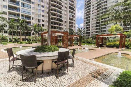 Apartamento à venda com 70m², 2 quartos e 1 vaga