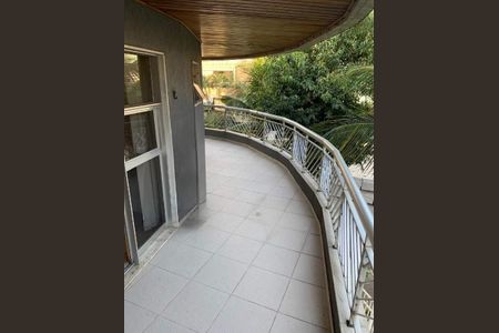 Apartamento à venda com 154m², 3 quartos e 2 vagas