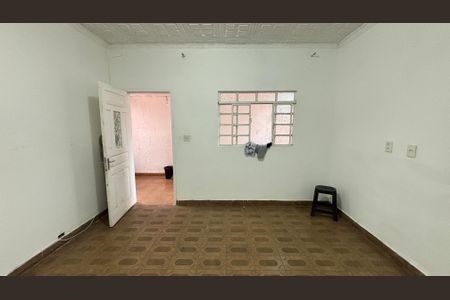 Sala de casa para alugar com 2 quartos, 121m² em Vila Alzira, Santo André