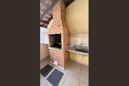 Casa à venda com 242m², 5 quartos e 4 vagas Casa à venda com 242m², 5 quartos e 4 vagasChurrasqueira