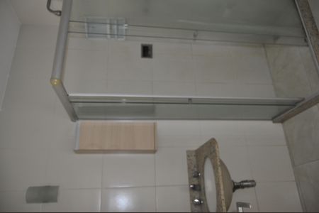 Apartamento à venda com 80m², 3 quartos e sem vagaBanheiro