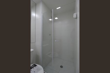 Banheiro de kitnet/studio à venda com 1 quarto, 24m² em Vila Olímpia, São Paulo