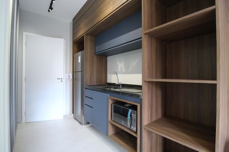 Cozinha de kitnet/studio à venda com 1 quarto, 24m² em Vila Olímpia, São Paulo