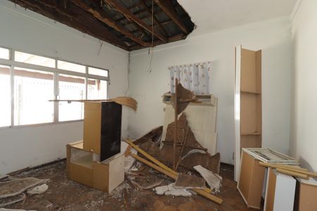 Sala de casa à venda com 2 quartos, 180m² em Vila Alzira, Santo André