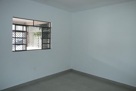 Casa para alugar com 2 quartos, 70m² em Jardim Arco-iris, Cotia