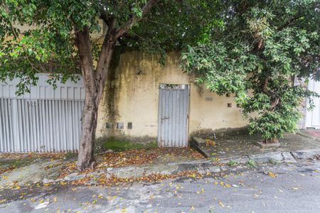 Studio para alugar com 30m², 1 quarto e sem vaga Studio para alugar com 30m², 1 quarto e sem vagaFachada