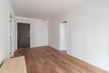 Apartamento para alugar com 1 quarto, 60m² em Alphaville Industrial, Barueri