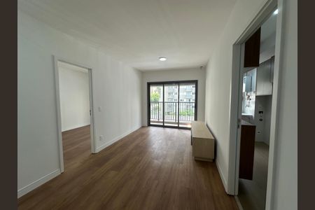 Sala de apartamento para alugar com 1 quarto, 60m² em Alphaville Industrial, Barueri