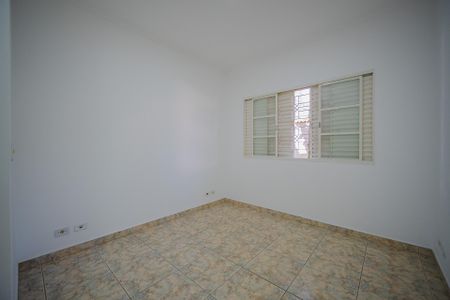 Casa à venda com 340m², 5 quartos e 6 vagas Casa à venda com 340m², 5 quartos e 6 vagasQuarto 5