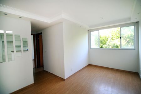 Sala de apartamento para alugar com 2 quartos, 48m² em Colégio, Rio de Janeiro