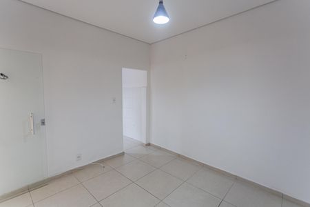 Sala/Quarto de kitnet/studio para alugar com 1 quarto, 20m² em Santo Andre, Belo Horizonte