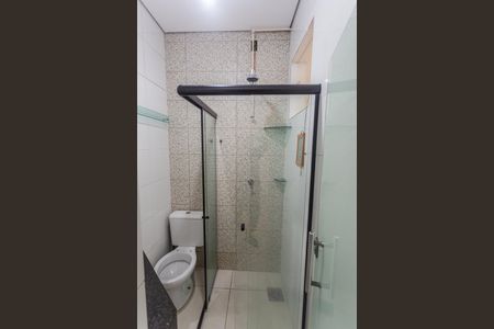 Banheiro Social de kitnet/studio para alugar com 1 quarto, 20m² em Santo Andre, Belo Horizonte