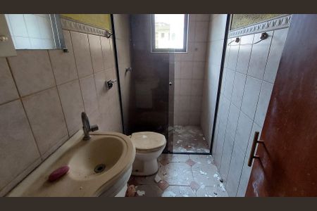 Casa à venda com 3 quartos, 180m² em Vila Eldizia, Santo André
