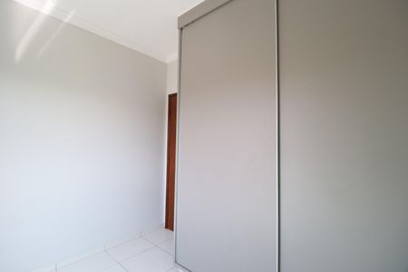 Apartamento para alugar com 49m², 3 quartos e 1 vagaQuarto 2