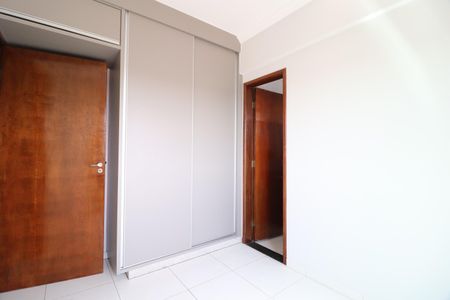Apartamento para alugar com 49m², 3 quartos e 1 vagaSuíte