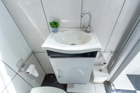 Casa à venda com 150m², 2 quartos e 2 vagas Casa à venda com 150m², 2 quartos e 2 vagasBanheiro Edícula