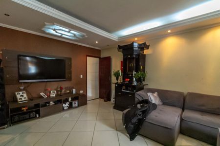 Casa à venda com 150m², 2 quartos e 2 vagas Casa à venda com 150m², 2 quartos e 2 vagasSala