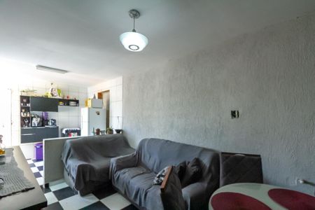 Casa à venda com 150m², 2 quartos e 2 vagas Casa à venda com 150m², 2 quartos e 2 vagasSala Edícula