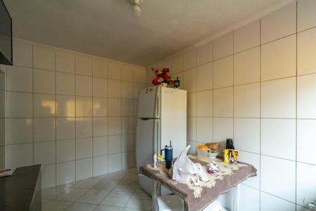 Casa à venda com 150m², 2 quartos e 2 vagas Casa à venda com 150m², 2 quartos e 2 vagasCozinha