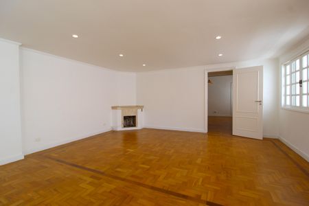 Sala de casa à venda com 3 quartos, 227m² em Indianópolis, São Paulo