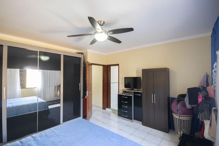 Casa à venda com 118m², 3 quartos e 2 vagasSuíte