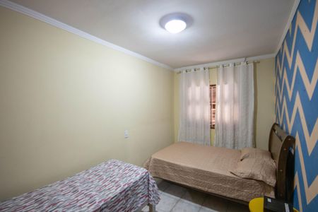 Casa à venda com 118m², 3 quartos e 2 vagasQuarto 2