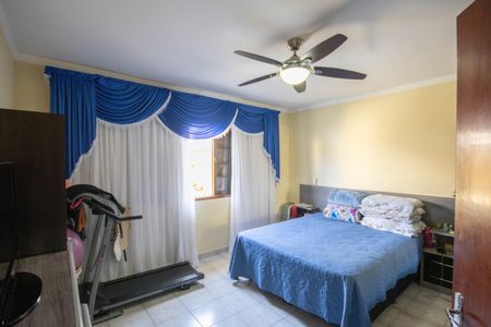 Casa à venda com 118m², 3 quartos e 2 vagasSuíte