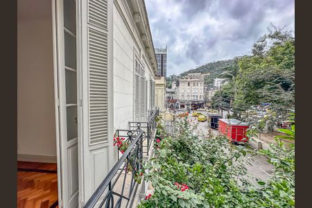 Casa para alugar com 3 quartos, 110m² em Laranjeiras, Rio de Janeiro