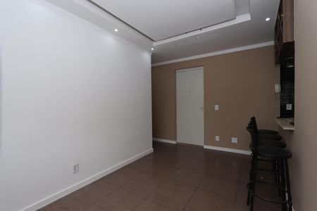 Sala de apartamento para alugar com 2 quartos, 55m² em Parque São Lourenço, São Paulo