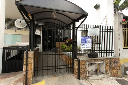 Apartamento à venda com 90m², 2 quartos e 1 vagaPlaquinha