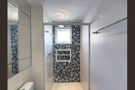 Apartamento à venda com 167m², 3 quartos e 3 vagas Apartamento à venda com 167m², 3 quartos e 3 vagasBanheiro Suíte 2